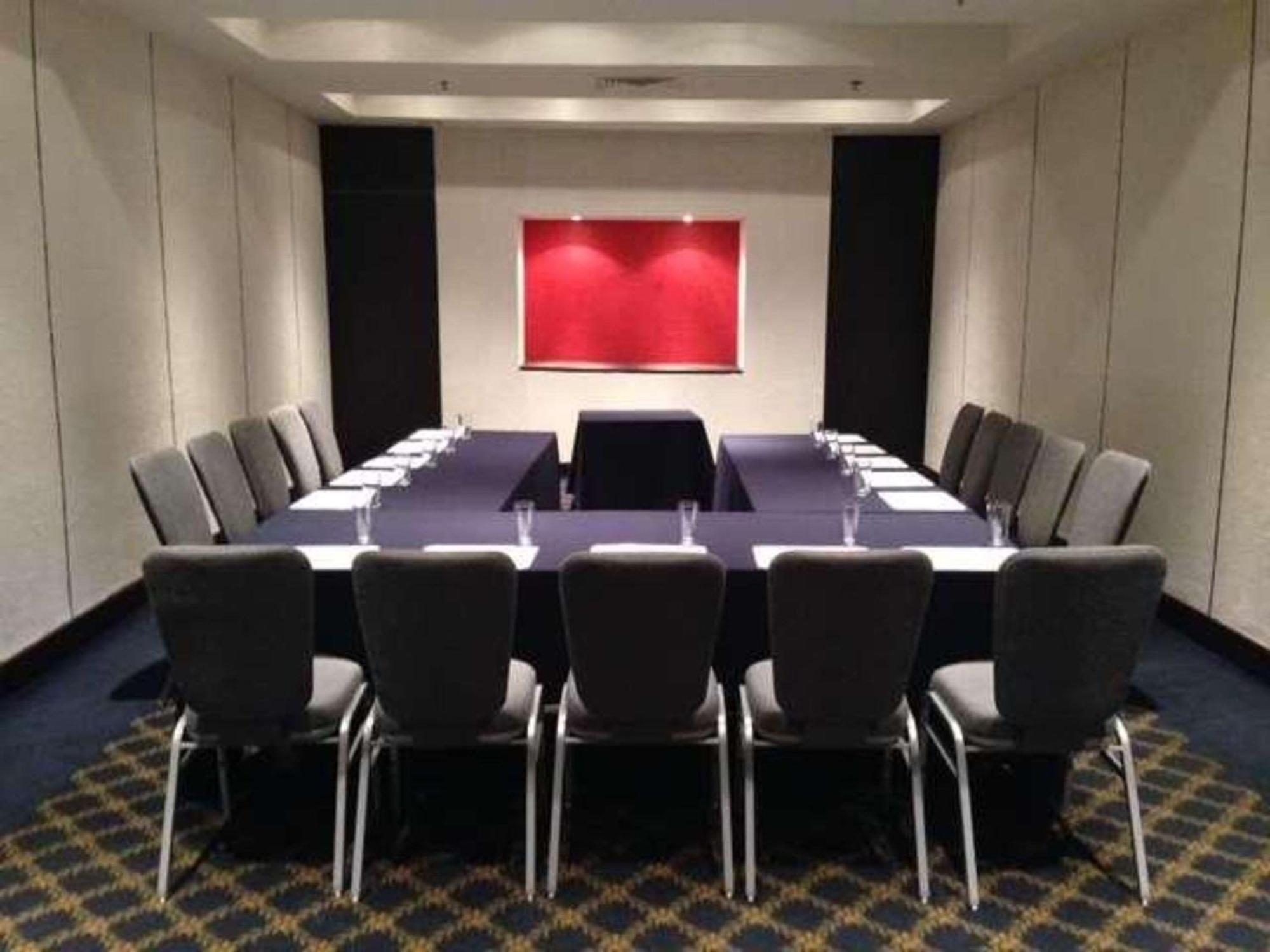Radisson Paraiso Hotel Mexico City Exterior photo A meeting room at the hotel